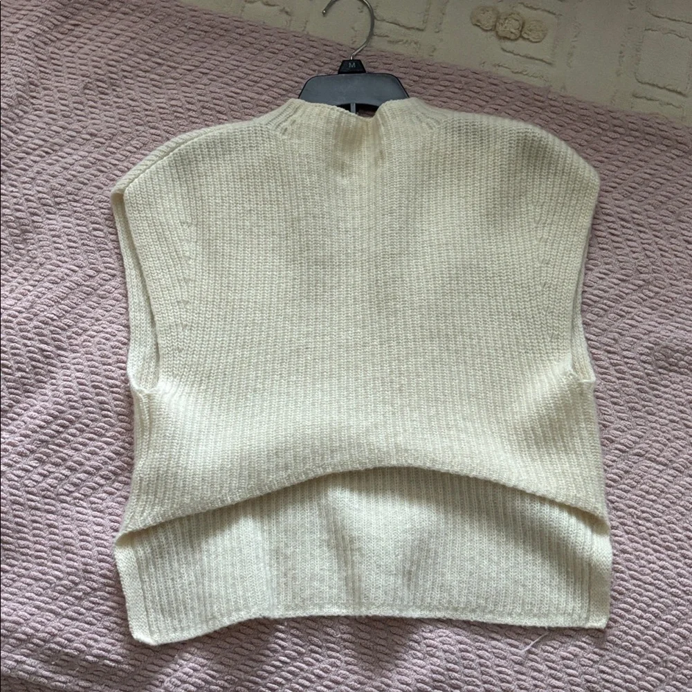 Maeve Mock-Neck Muscle Crop Sleeveless Sweater - Picture 4 of 4